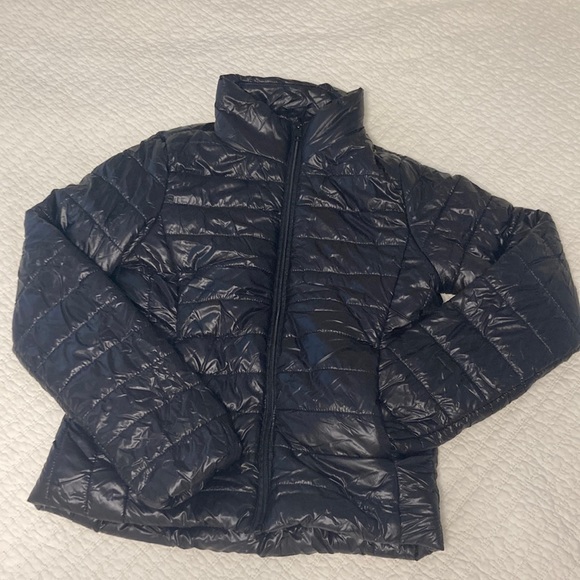 Active USA black puffer coat - Picture 1 of 4